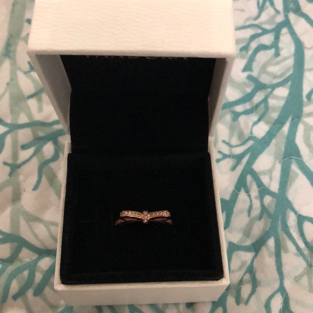 Pandora rose gold bow ring